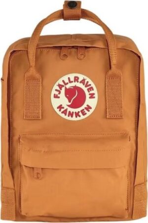 תיק גב בנפח 7 ליטר דגם Kanken Mini Classic מבית Fjallraven - צבע כתום