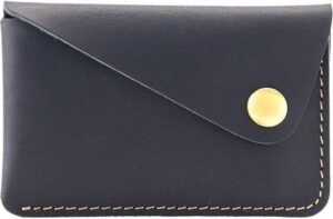 ארנק עור דק דגם The Travorix Plus מבית Camel Mountain - צבע שחור